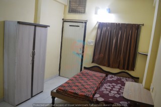 S M J Girls Hostel